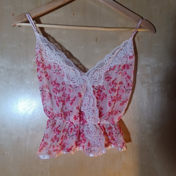 VICTORIA'S SECRET VINTAGE 2PC Floral Chantilly Lace Camisole & Shorts Set_Large - Picture 2 of 14